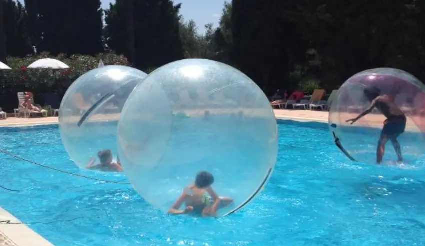 L'eau humain géant gonflable bulle en plastique de la piscine à billes -  Chine Bulle d'eau Ball et Bulle gonflable Ball prix
